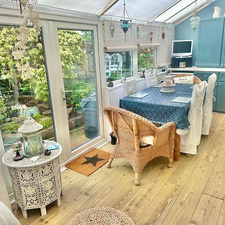 Garden Cottage - 3 Bedroom Close To Town And Beach Bournemouth Eksteriør bilde