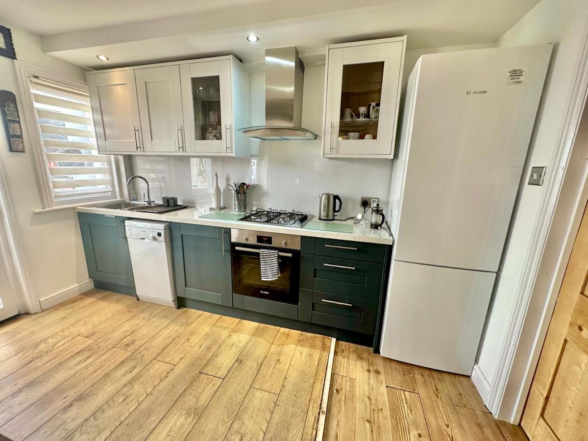 Garden Cottage - 3 Bedroom Close To Town And Beach Bournemouth Eksteriør bilde