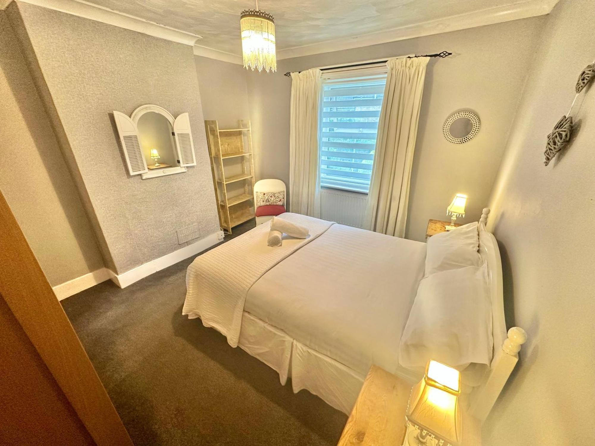 Garden Cottage - 3 Bedroom Close To Town And Beach Bournemouth Eksteriør bilde